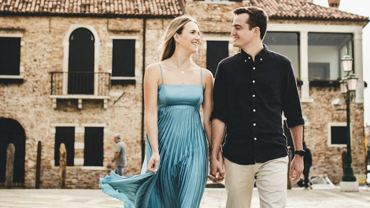 Solo poniendo a Dios en primer lugar y al cónyuge en segundo lugar se puede crear el tipo de confianza que hace que el amor prospere y que los hijos se sientan seguros.