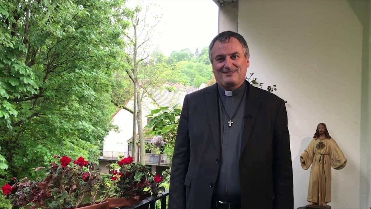 El padre Edouard Marot ha sido rector de Paray le Monial y ahora es misionero del Sagrado Corazón de Jesús