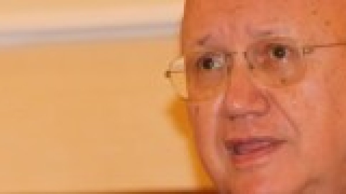 Arzobispo Claudio María Celli