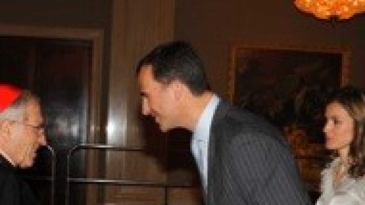 Los Príncipes de Asturias reciben a Rouco Varela