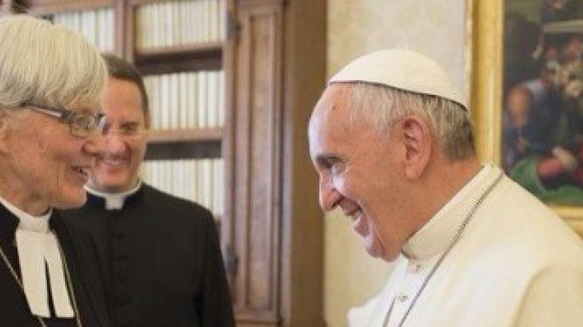 La arzobispesa de Uppsala, primada de los luteranos suecos, fue recibida por el Papa Francisco... que le pidió defender el matrimonio y la familia