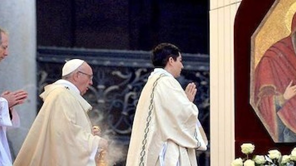 El pasado 8 de diciembre, al inaugurar el Jubileo de la Misericordia, el Papa Francisco puso el año jubilar bajo la protección de la Santísima Virgen María.