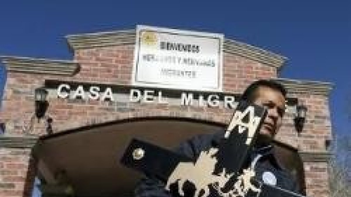 En la imagen, una de las cruces que usó el Papa Francisco en su bendición en la frontera