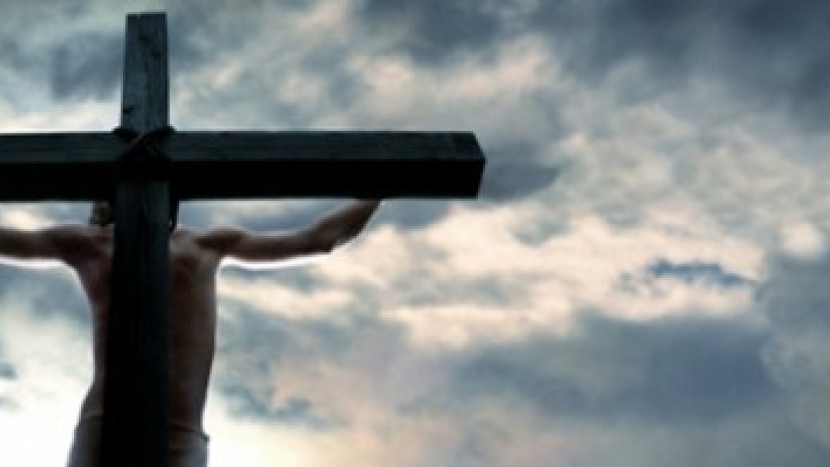 Según los evangelios, Jesús fue crucificado en la víspera o el día de Pascua