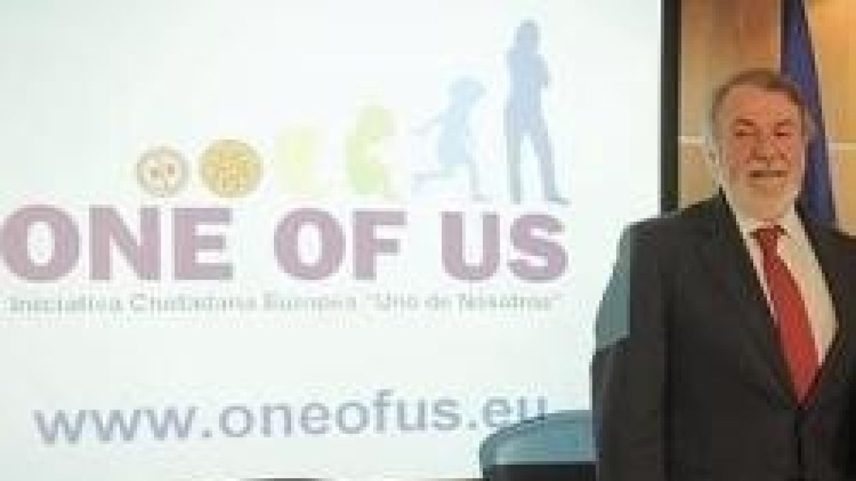 Jaime Mayor Oreja en una presentación de la plataforma provida europea One of Us