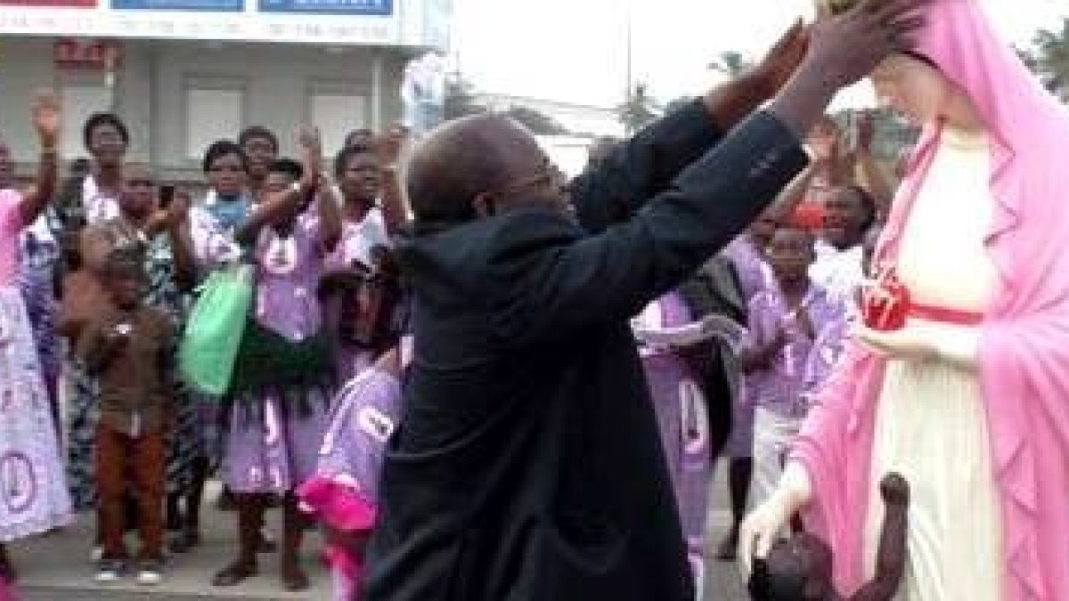 La devoción a la imagen de estas supuestas apariciones tiene cierto grado de reconocimiento de la jerarquía local en Abiyán