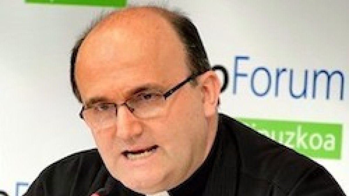 El obispo de San Sebastián reiteró su defensa del feminismo de equidad y denunció el holocausto de 120 millones de mujeres causado por el aborto.