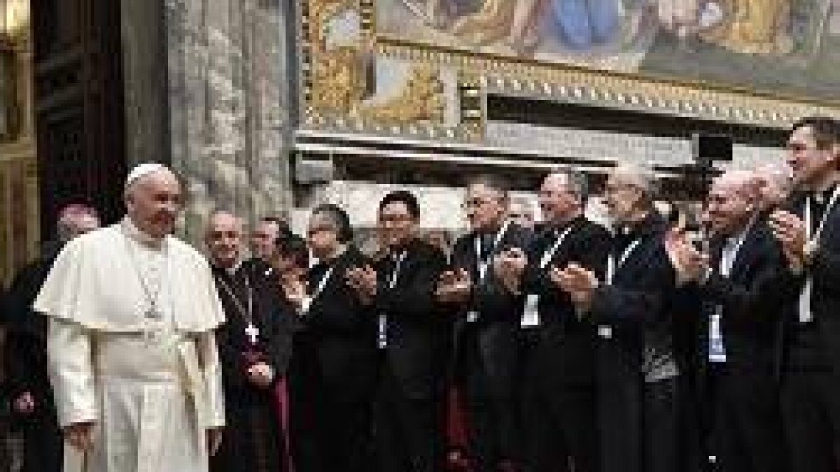 El Papa ha recibido a los rectores y operadores de santuarios de todo el mundo