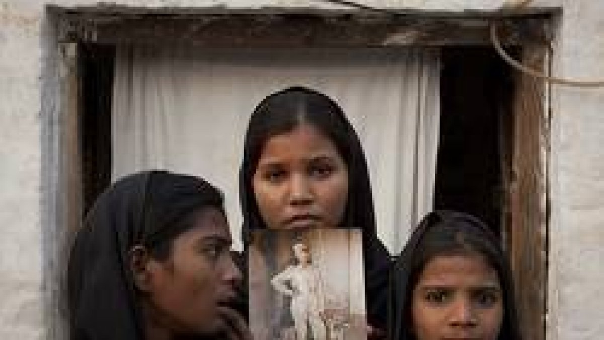 Las hijas de Asia Bibi no pueden estar con su madre, que se encuentra protegida por el gobierno de Pakistán en un lugar protegido