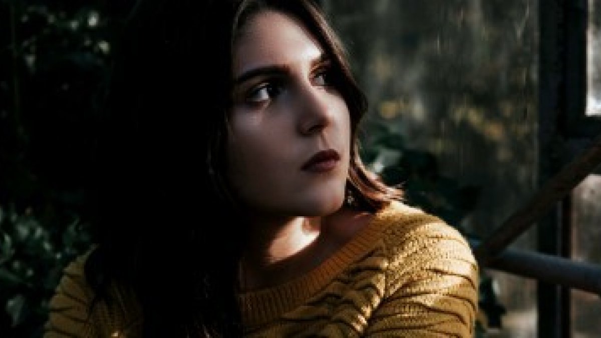 Es difícil ser adolescente y chica, puedes desear ser chico que parece más fácil, no crecer, no cambiar... y dar el salto transexual