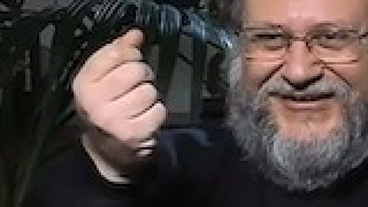 Aleksander Burgos.