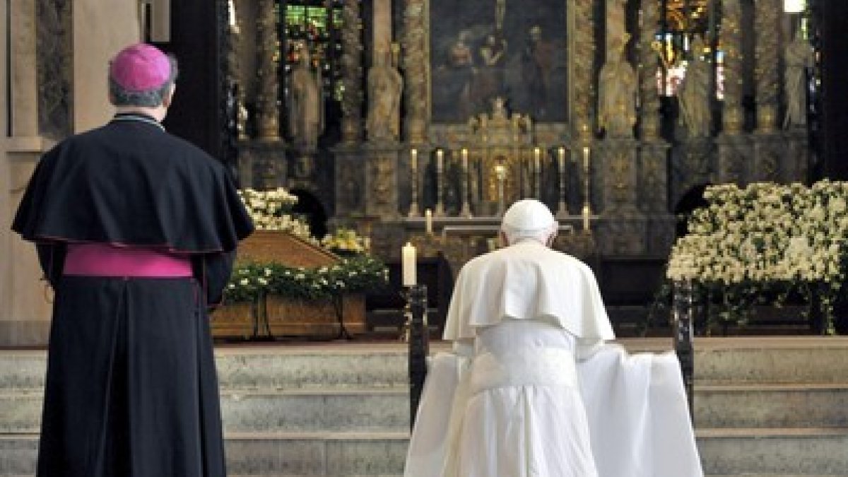 Hay que arrodillarse