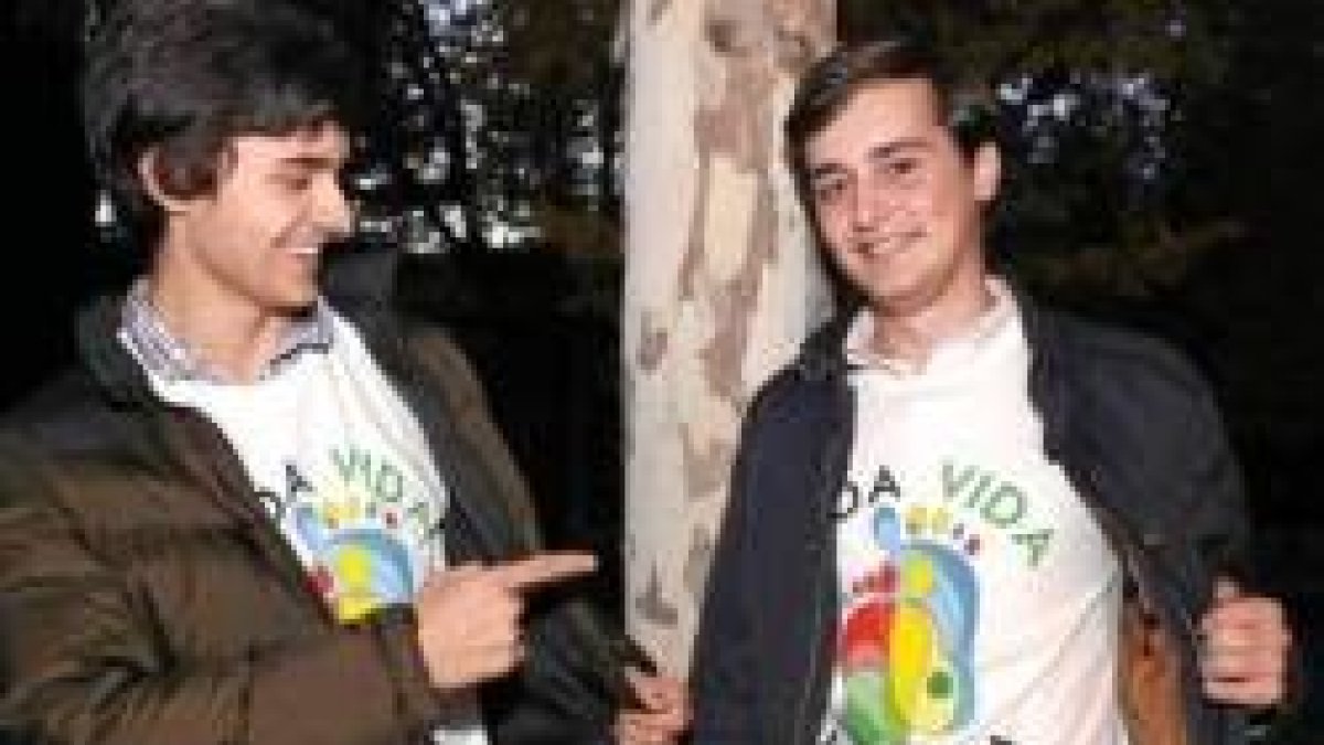 Duarte Falcó y Álvaro Ortega, de Más Vida, son voluntarios en Cada Vida Importa 2014