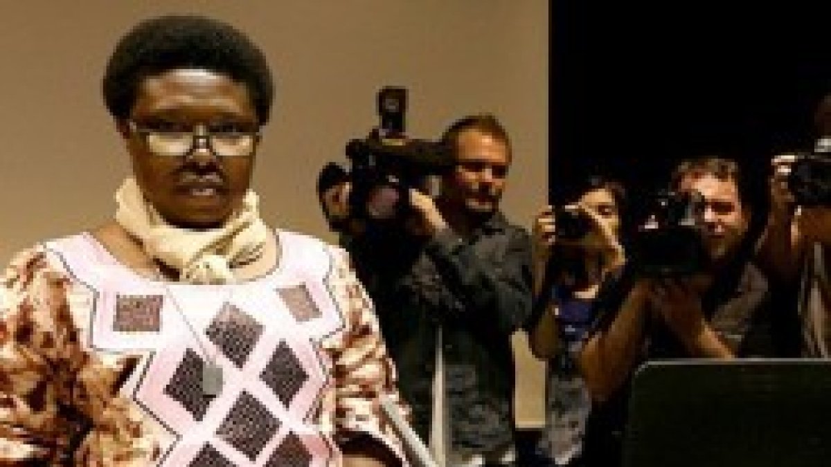 España no quiso traer a la hermana Paciencia Melgar cuando estaba enferma... pero la ha dejado entrar, ya sana, para que done su sangre como suero