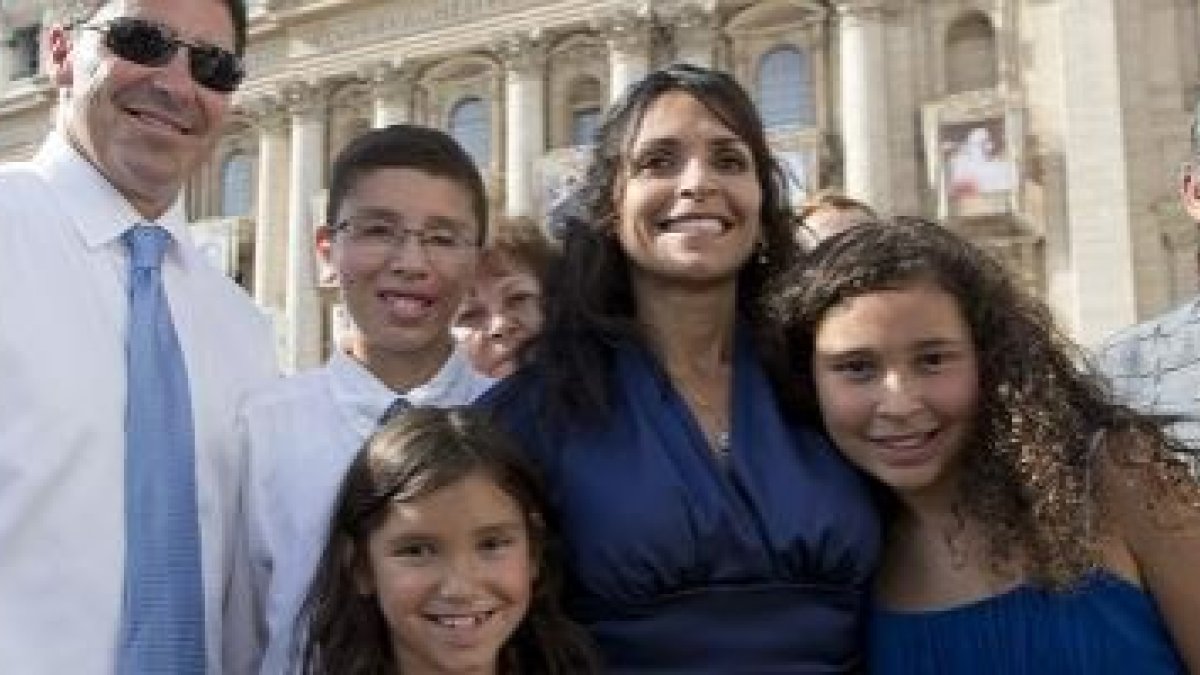 Jake Finkbonner, sus padres, hermanas y abuelo