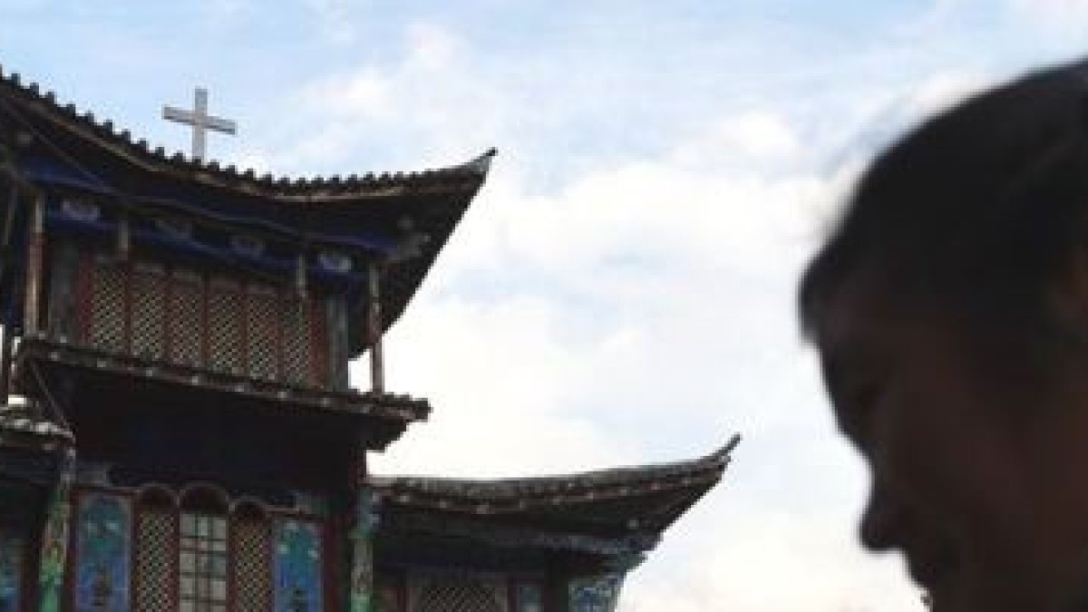 La iglesia católica de Nidadang, en Tíbet - en zonas remotas y aisladas las comunidades católicas se han mantenido firmes
