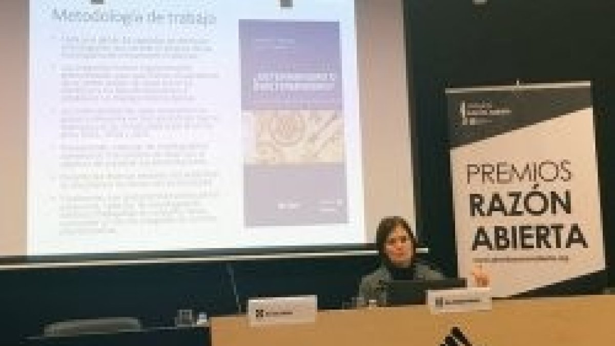 La primera edición de los Premios Razón Abierta contó con cientos de trabajos presentados