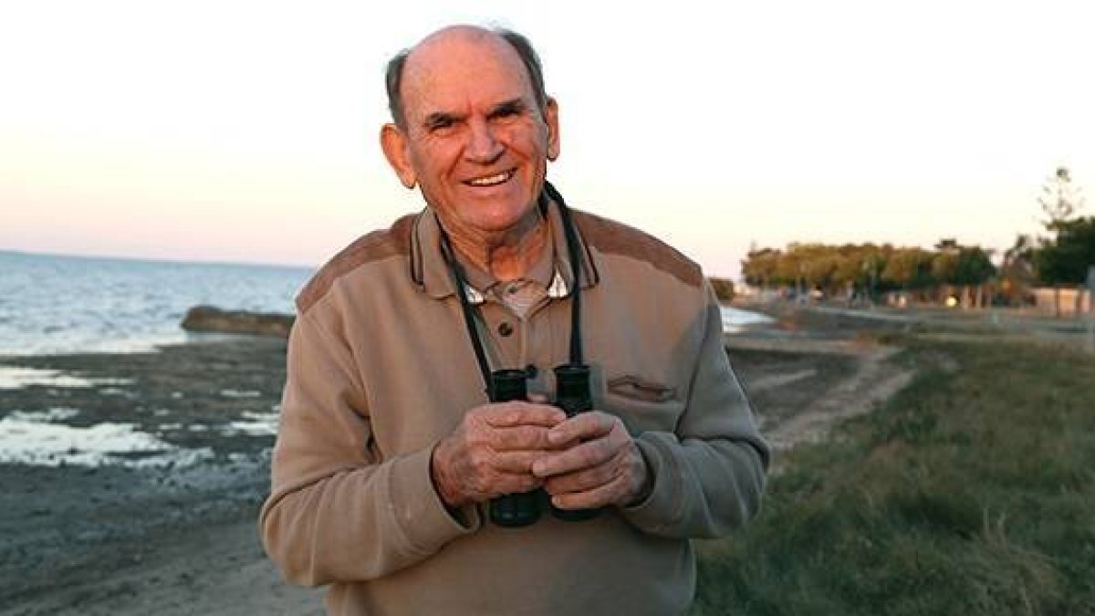 Peter ve una conexión clara entre su pasión por la observación de aves, el misterio de la creación y la importancia de defender los derechos de los no nacidos