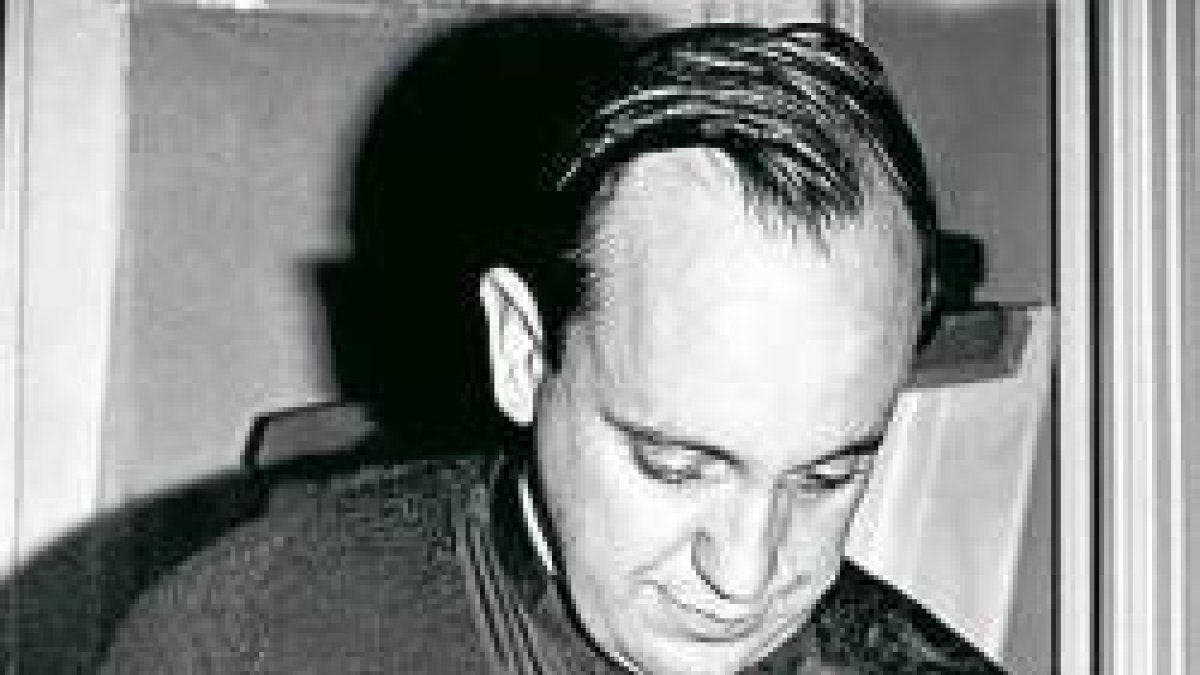 Siendo superior de los jesuitas de Argentina, Bergoglio intentó salvar a muchos secuestrados por las dictaduras