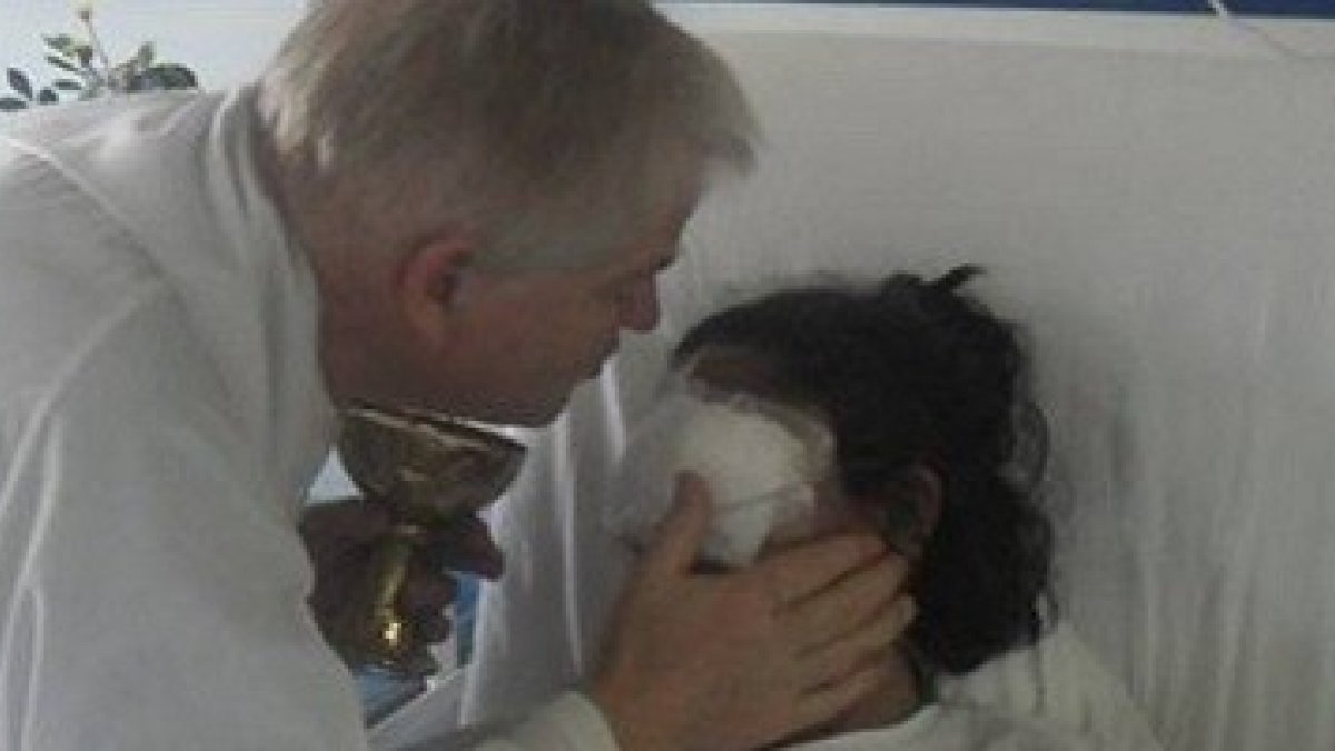 En la Casa de la Divina Providencia, el Santísimo es siempre la mejor medicina para los enfermos.