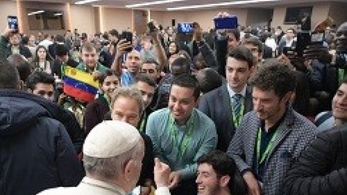 El Papa inauguró la reunión presinodal sobre los jóvenes
