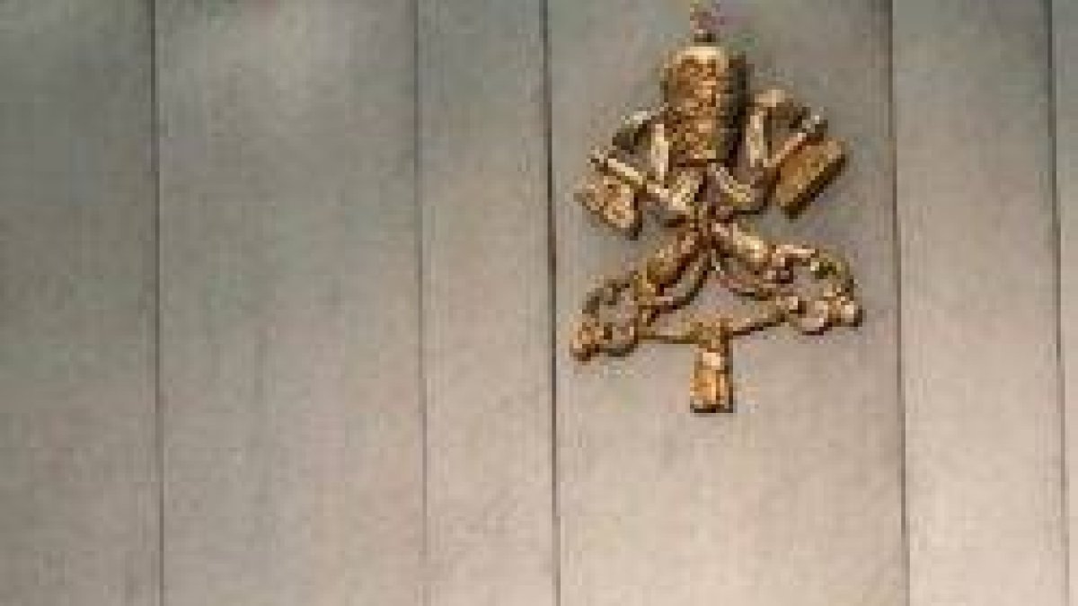 Informe sobre el sínodo del miércoles... el obispo camerunés dice que tiene tantos jóvenes que no caben en los templos