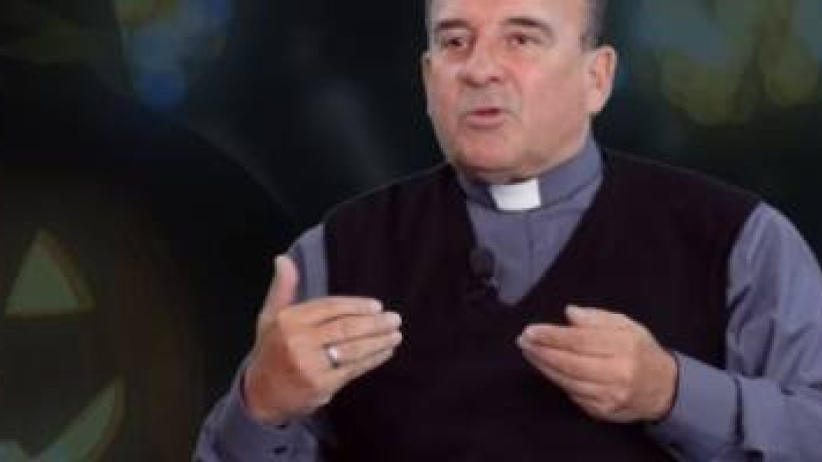 Jesús Luzón, que fue durante varios años exorcista, explica cómo las sectas satánicas usan Halloween