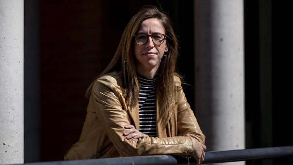 Blanca trabaja como médico en dos hospitales de Madrid y está luchando en  primera línea contra el coronavirus