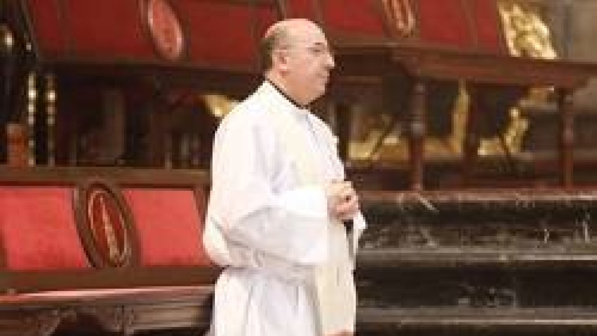 Francisco Jesús Orozco Mengíbar es doctor en Teología  por la Universidad Lateranense de Roma