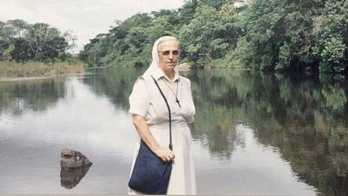 Rocío Díaz Bueno, religiosa de la Presentación de María, con experiencia misionera en varios países y ganas de seguir sirviendo