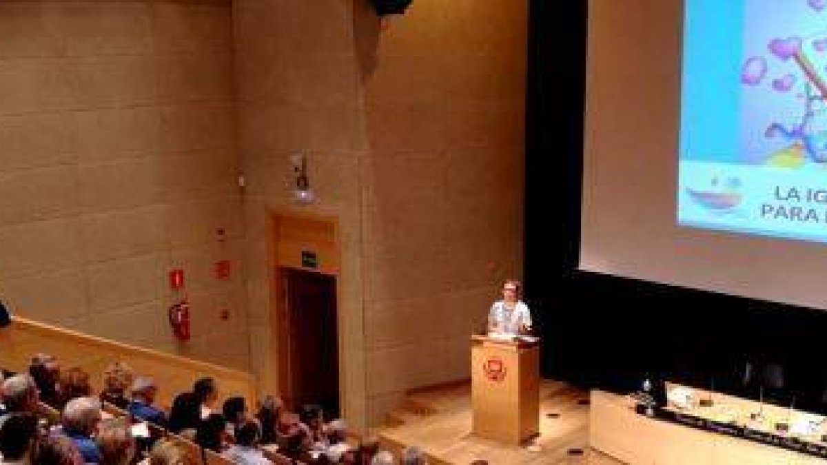 La Iglesia existe para evangelizar, decía Pablo VI - el sistema de células ayuda a formar discípulos, cristianos maduros que evangelizan