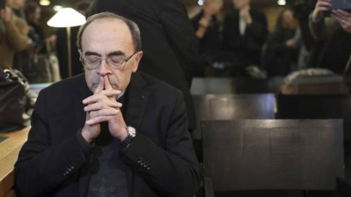 Barbarin, absuelto en apelación: se le acusaba de no haber denunciado un caso de abusos