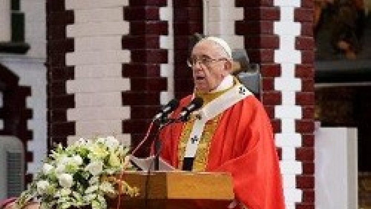El Papa Francisco presidió la Eucaristía en la catedral de Rangún