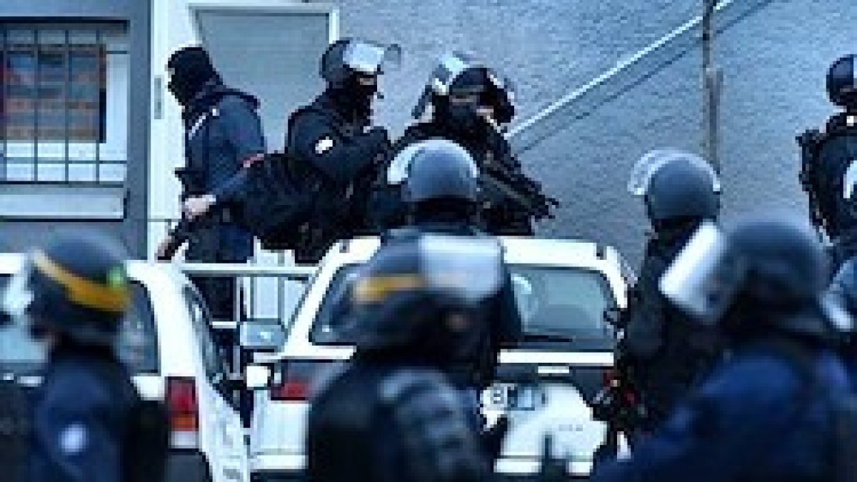 Los gendarmes son militares dispuestos al sacrificio, dicen los obispos: pero lo de Beltrame fue excepcional.