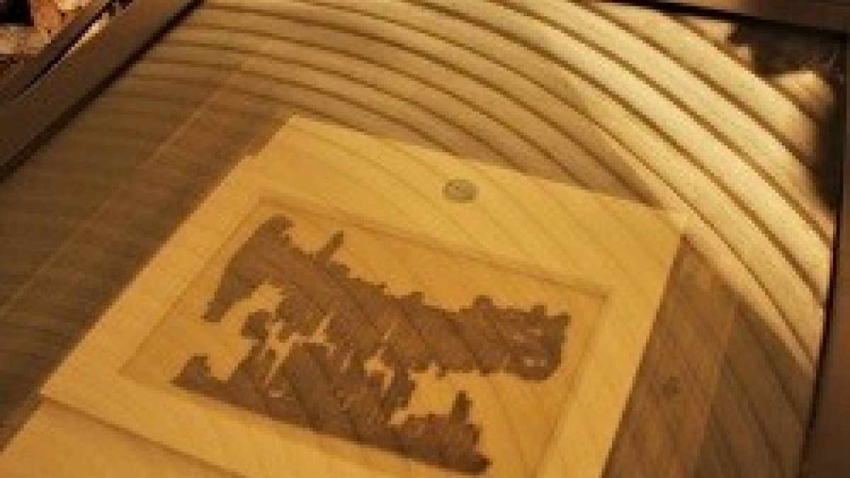 El pergamino se ha expuesto por primera vez desde que se encontró en 1947