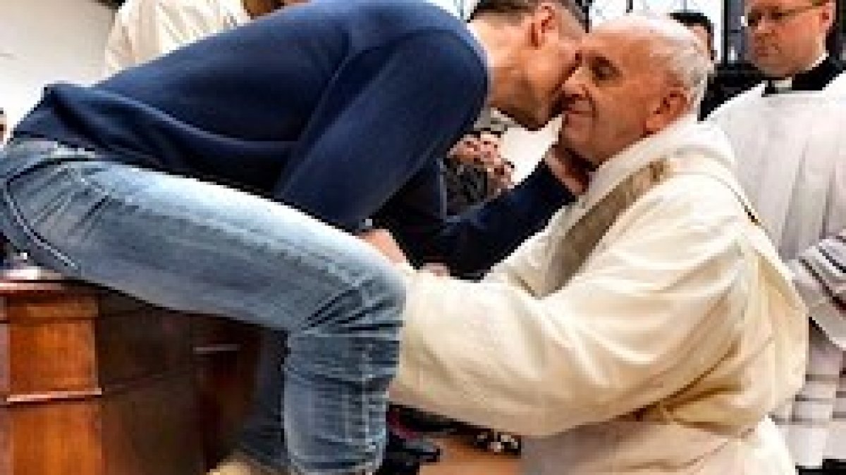 Uno de los internos quiso agradecer al Papa de forma especial el gesto del lavatorio de pies y las palabras que lo precedieron.