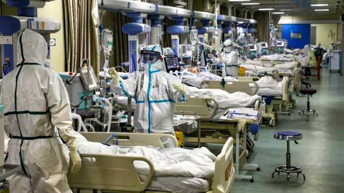 La posibilidad de un final rápido y en soledad, a consecuencia de una infección adquirida en actos cotidianos, nos ha situado a todos ante una realidad que solíamos eludir: hemos de morir y tal vez no estamos preparados para ello.