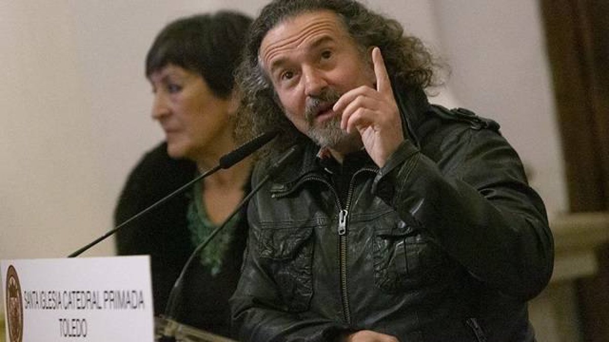 José María Cano es músico, fue fundador de Mecano, y ahora pintor de gran éxito, haciendo también obras de tipo espiritual