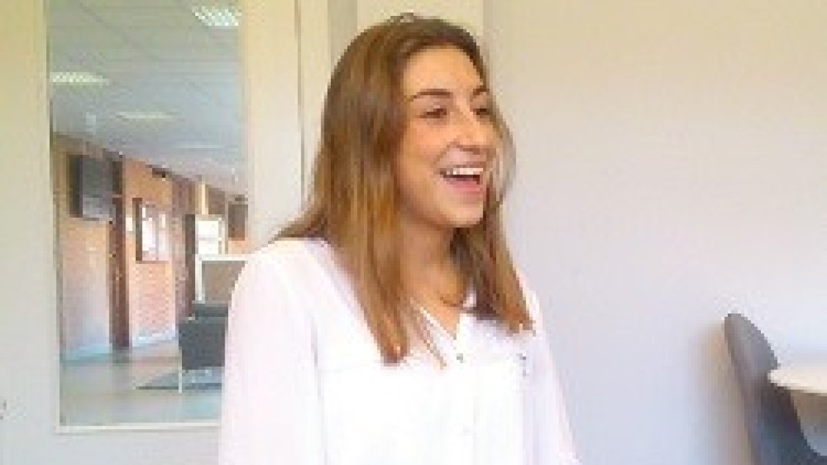 María tiene 23 años y ejercía su primer año como profesora