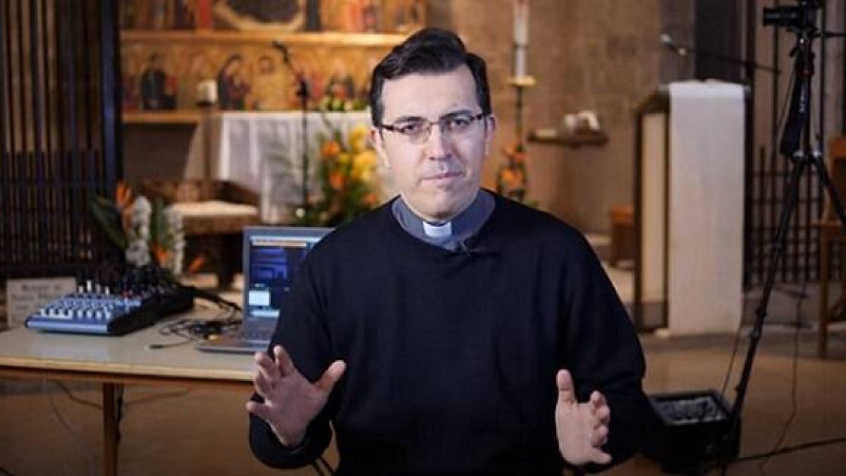 Emili Marlés da consejos para mejorar las misas online