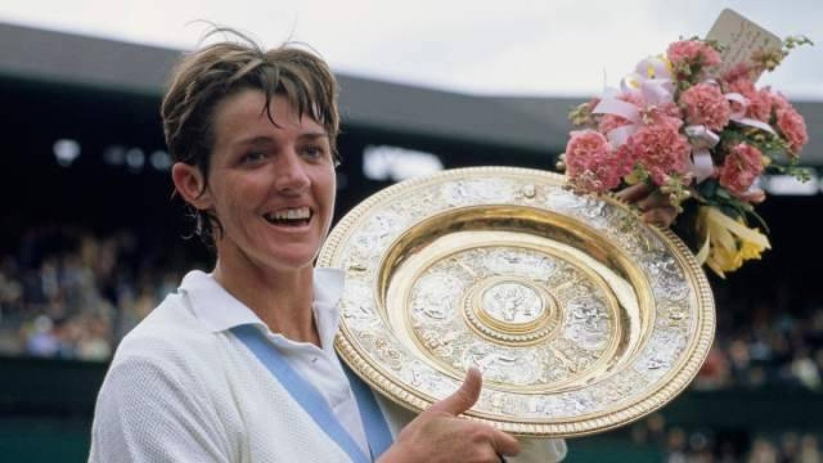 Margaret Smith-Courtlo ganó todo, nadie hasta ahora ha logrado su mismo número de títulos, y sin embargo, el entorno del tenis le da la espalda y el lobby LGBT la ataca a sus 80 años. ¿El motivo? 