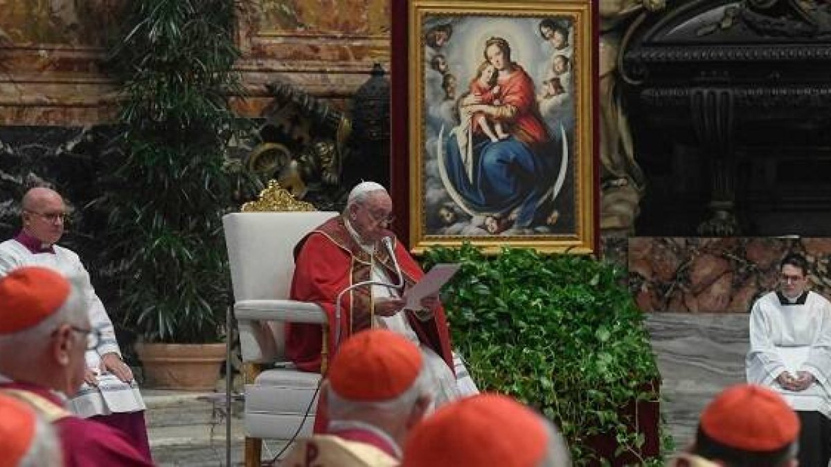 El Papa Francisco en la misa por los cardenales y obispos fallecidos de 2022