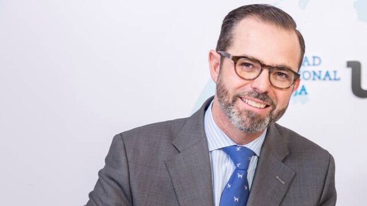 Pablo Siegrist alienta a no dejar de luchar nunca por la vida y dignidad de todos los embriones, especialmente de los que sufren de alguna discapacidad, por lo que recibirá el Premio Religión en Libertad en la categoría Ciencia y fe.