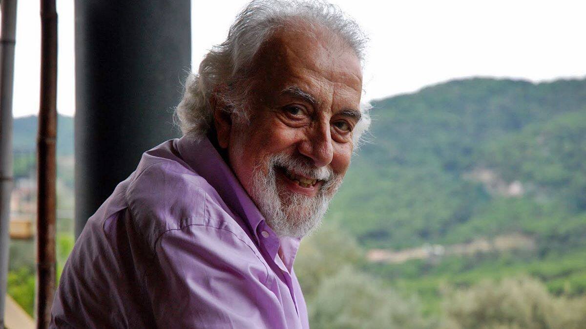 Ramón Rosal Cortés ha escrito '7 memorias históricas silenciadas o distorsionadas' para que resplandezca la Verdad, duela a quien duela. Incluso a los suyos.