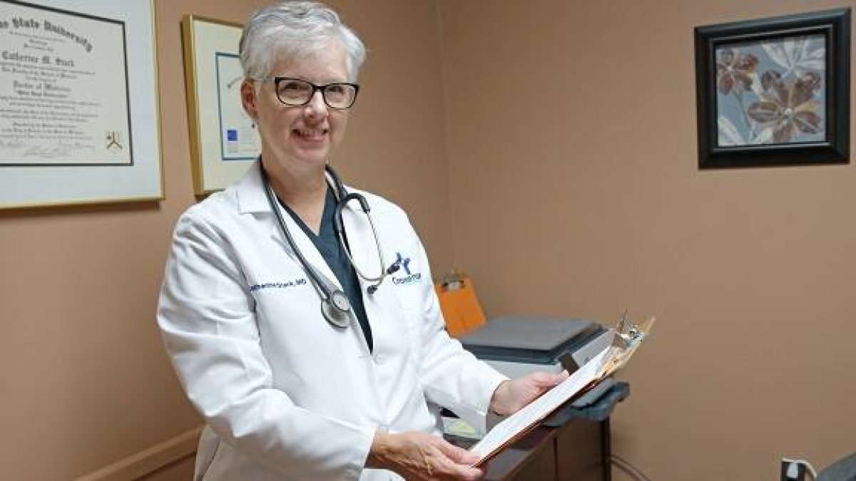 La ginecóloga Catherine Stark se convenció de la humanidad del embrión con la ciencia, con embriología. Foto: 'Detroit Catholic'.
