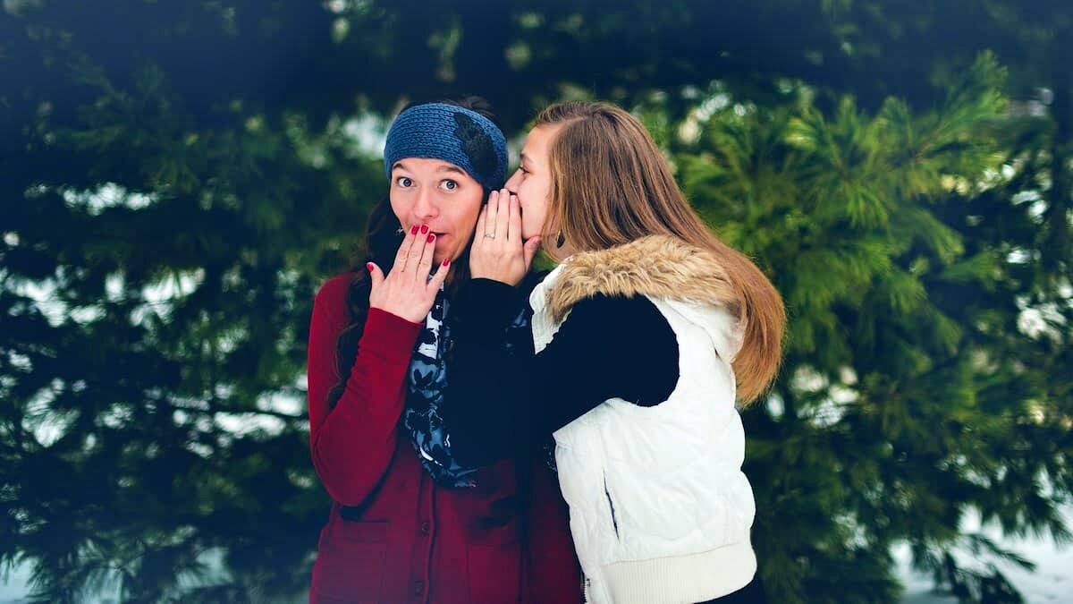 Un don que se nos ha dado para hacer el bien... ¡y cuánto mal puede hacer la mala lengua! Una reflexión de monseñor Charles Pope. Foto: Ben White / Unsplash.