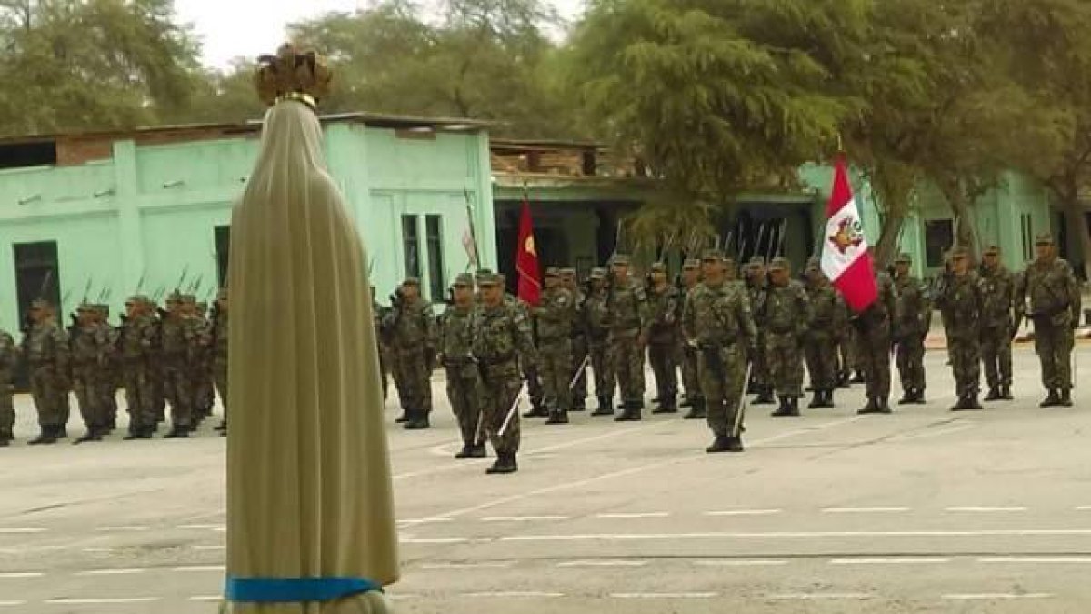 Las Fuerzas Armadas de Perú rinden homenaje a la Virgen peregrina del apostolado