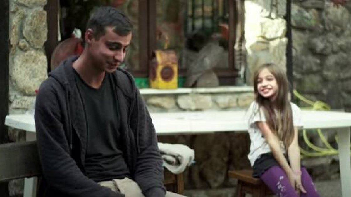 José Carlos Martínez estuvo a punto de ser abortado hace 25 años... un rescatador salvó su vida, y él ha dado vida a sus hijas...