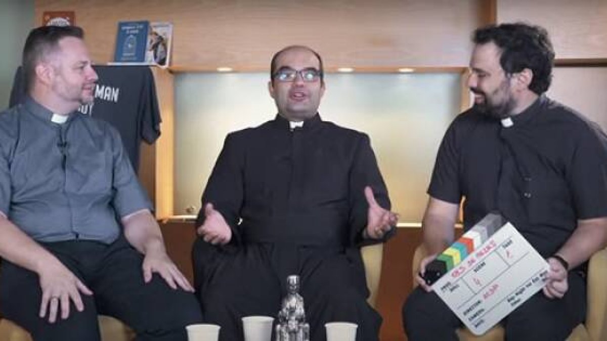 Los padres Silva, Bronchalo y Doménech en Red de Redes, catequesis y buen humor