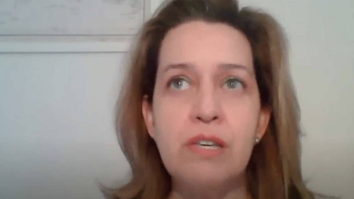 Cuando el marido de Gloria estaba sedado, le pidió que confesara a Dios todos sus pecados y él empezó a hablar.